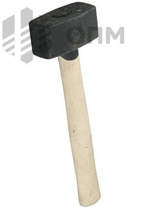 ОПМ 53035004 Кувалда литая с деревянной ручкой